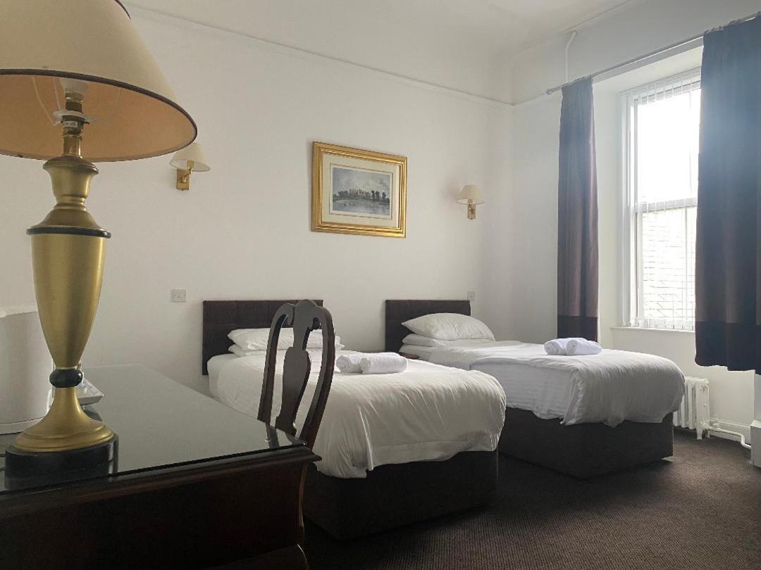 Argyll Arms Hotel Campbeltown Bagian luar foto