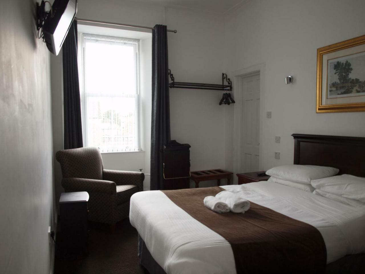 Argyll Arms Hotel Campbeltown Bagian luar foto
